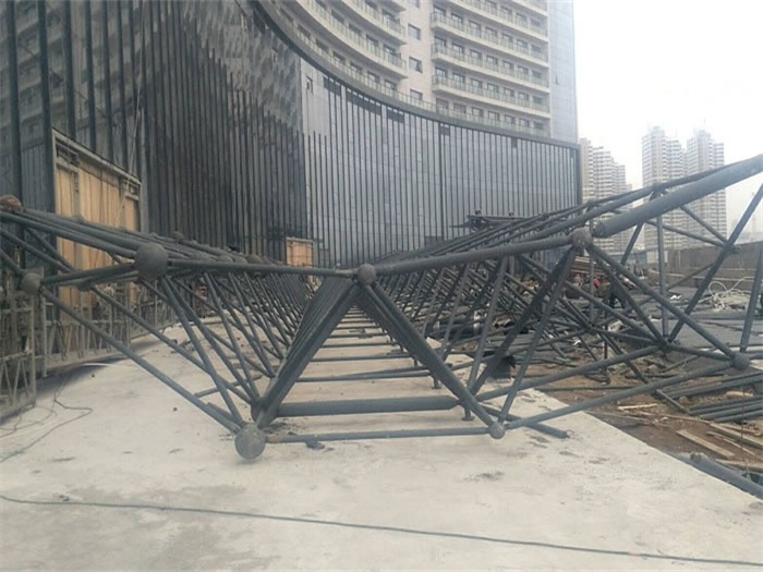 安徽万豪酒店雨棚网架